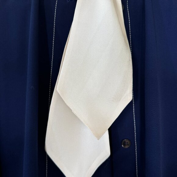 Marni top with tie. - Picture 7 of 10